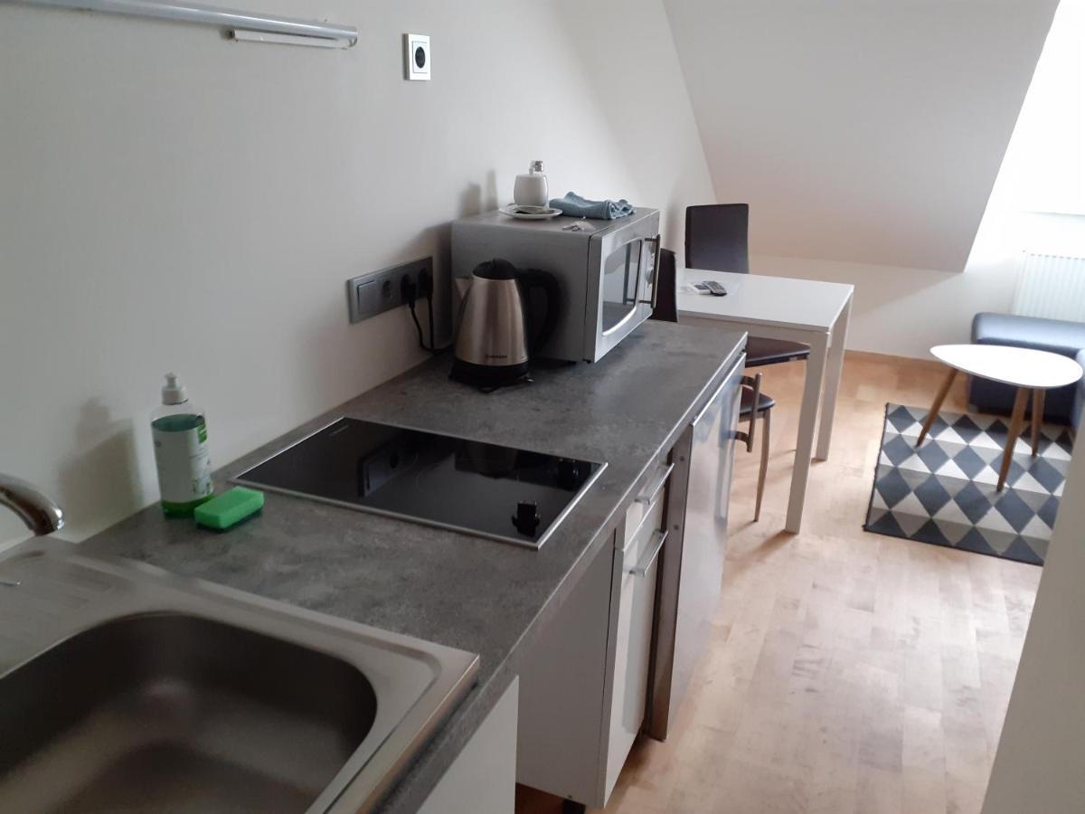 Loft Style Apartments In Kaunas Center Exterior photo